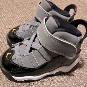 Jordan Sneaker Shoes Sz 5 toddler